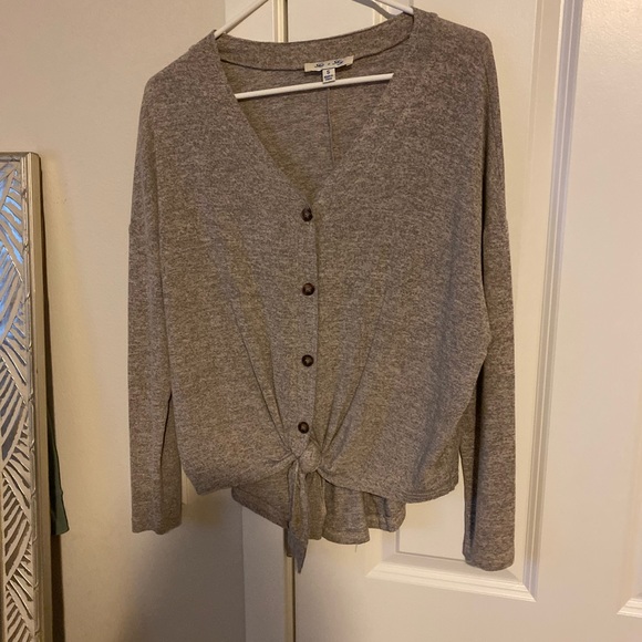 Heathered Oatmeal Tie Front Top - Picture 1 of 2
